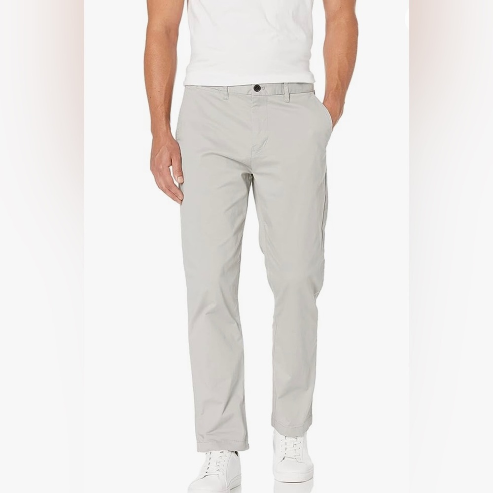 Tommy Hilfiger custom fit comfort stretch men’s khaki pants size 36/32